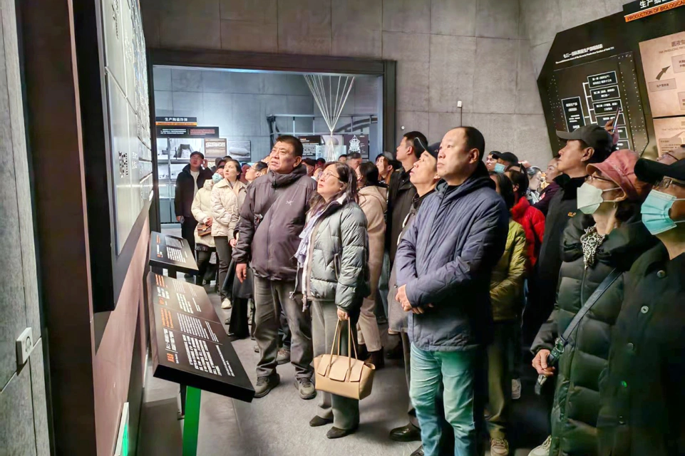 缅怀先烈志 清明祭英魂&mdash;&mdash;南宫28NG相信品牌力量集团所属各企业党组织开展清明节主题系列活动